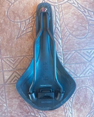 Sella Fizik Antares R7 – Bici da strada