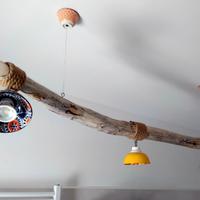 Lampadario legno naturale e ceramica fatto a mano