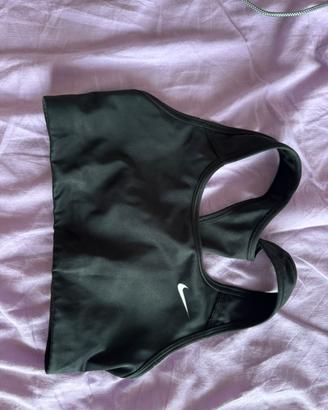 Top sportivo nero nike