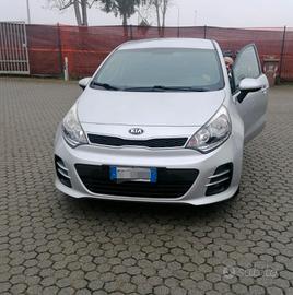 Kia Rio leggere bene annuncio 