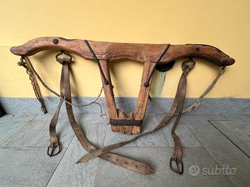 Giogo antico completo