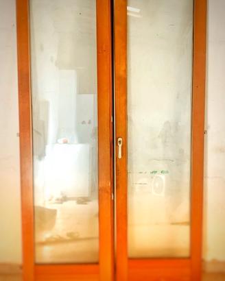 portafinestra doppio vetro in legno completa