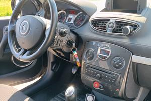 Clio 3 sportour 20th 