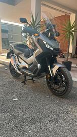 Xadv 750