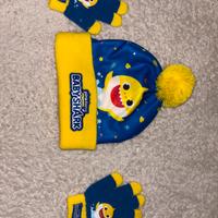 Cappello e guanti baby shark