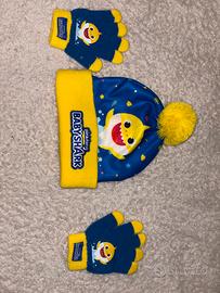 Cappello e guanti baby shark