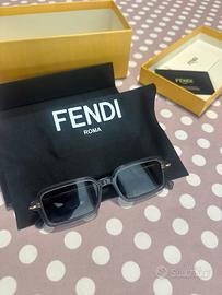 Occhiali fendi 300 nuovi