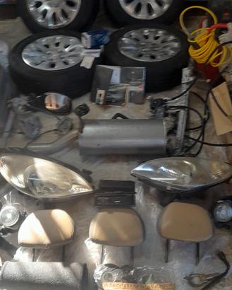 RICAMBI CITROEN XARA PICASSO 2.0 HDI 2004/2010.8