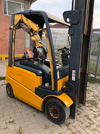 Carrello elevatore jungheinrich