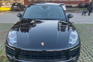 PORSCHE Macan - 2017