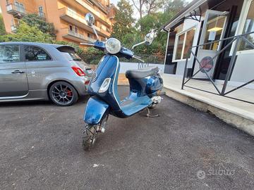 Piaggio Vespa 50 LX