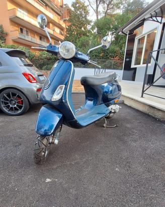 Piaggio Vespa 50 LX