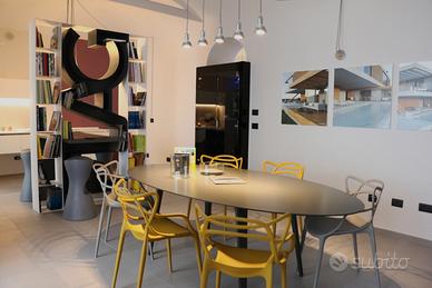 Tavolo laccato opaco grigio  - Novamobili