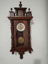 Pendola orologio meccanico