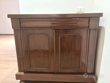 Credenza in legno vintage/classica