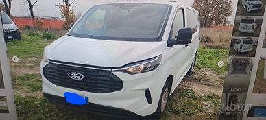 FORD TRANSIT 320 L2 H1 9 POSTI PASSO LUNGO
