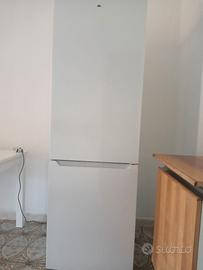 FRIGORIFERO COMBINATO OK OFK 651 E W, statico, dim