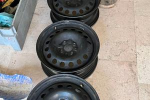 cerchi e copricerchi 15 per Alfa Romeo 164 Super o