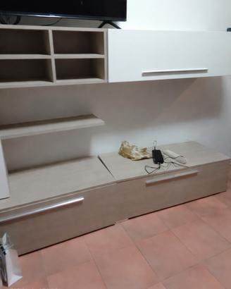 Parete attrezzata moderna con mobile TV – bianco/l