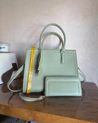 Borsa e portafogli verde Najoleari