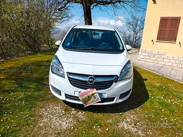 auto Opel meriva