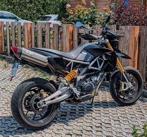 Aprilia Dorsoduro 1200