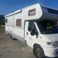 Globe trotter MANSARDATO del 2001 in saldo 000