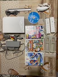 Nintendo Wii console, giochi + telecomando Wii