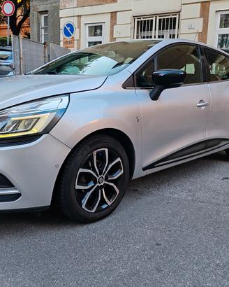 Renault Clio dCi 8V 90 CV ok neopatentati moschino