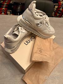 Liu-Jo Maxi Wonder 01