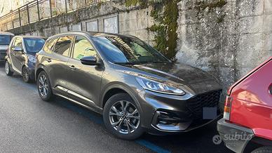 Ford Kuga 1.5 diesel st line manuale gancio traino
