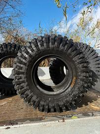 Maxxis Sticky 40 13.50 R17