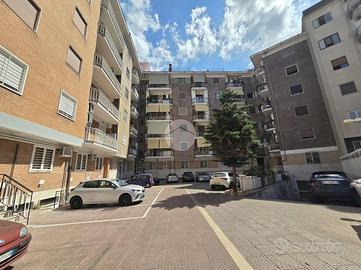 5 LOCALI A NAPOLI