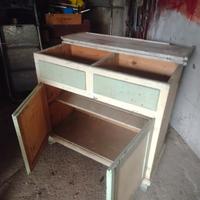 Mobile vintage in legno