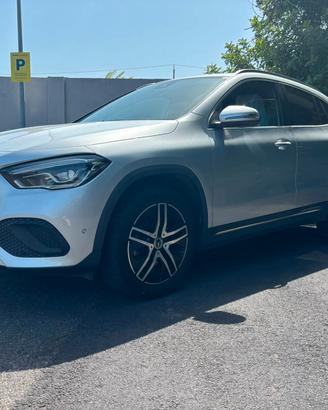 Mercedes-benz GLA 200 d Automatic Premium