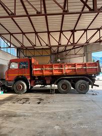 Iveco 190.35 Ribaltabile trilaterale