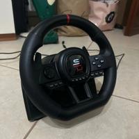 Volante, pedaliera e pomello per le marce