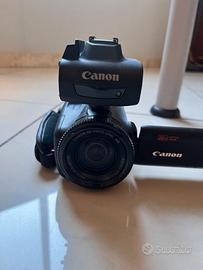 Videocamera professionale Canon XA-30