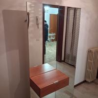 Specchiera da ingresso con cassetto e appendiabiti