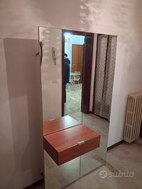 Specchiera da ingresso con cassetto e appendiabiti