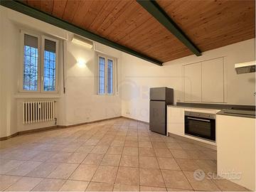 LOFT DI CHARME IN PALAZZO SIGNORILE