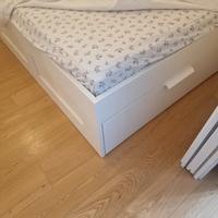 letto e materasso Ikea 140x200 usato solo 3 mesi