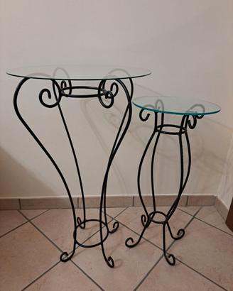 Tavolini in ferro battuto e ripiano in vetro