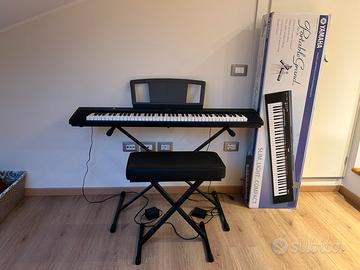 Tastiera Pianola Yamaha NP30 76 tasti + accessori