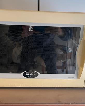 Forno Microonde Whirlpool usato
