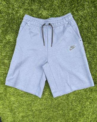 pantaloncini nike tech fleece