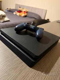 PLAYSTATION 4 slim + joystick