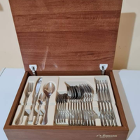 Servizio di posate in cofanetto di legno