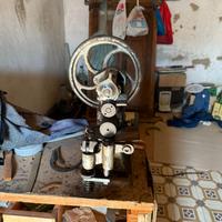 macchine vintage per calzolaio.