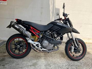 Ducati Hypermotard 796 2010 33000 km